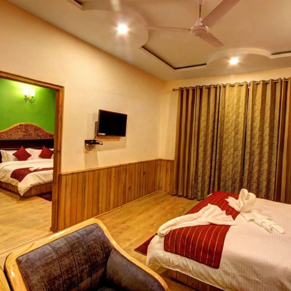 Hotel in Manali