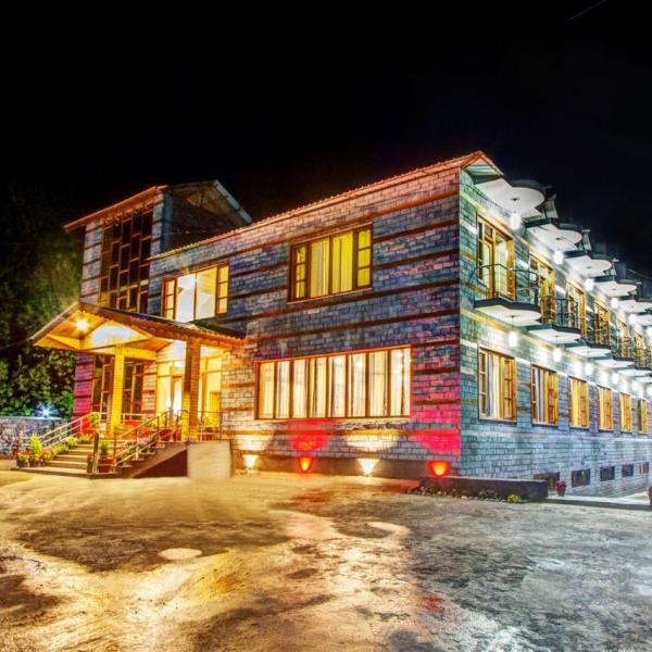 Hotel in Manali