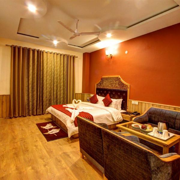Hotel in Manali